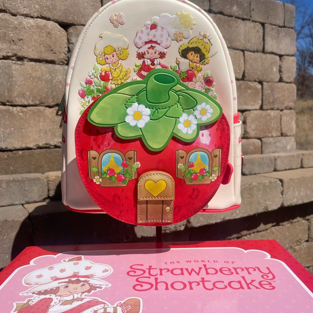 NWT! Loungefly Strawberry Shortcake Strawberry House
Scented Mini Backpack - Picture 9 of 14
